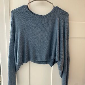 Cropped Ribbed Long-Sleeve Top in Dusty Blue
